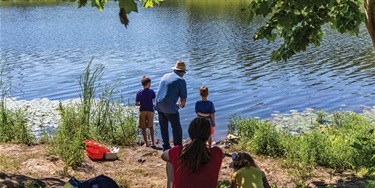 Kids pole fishing at Spinach Festival at Sar-Ko-Par Trails Park. Photo by Wendy Delzeit.