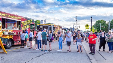 Waiting in line at food trucks