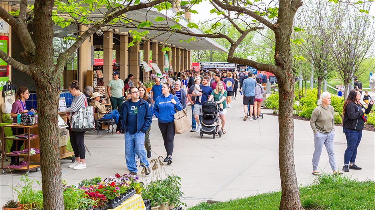 Lenexa Farmers' Market in Lenexa