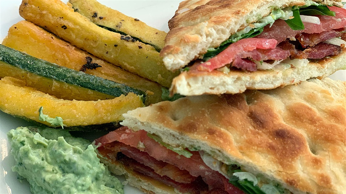 BLT sandwiches with zucchini fries and pesto mayo