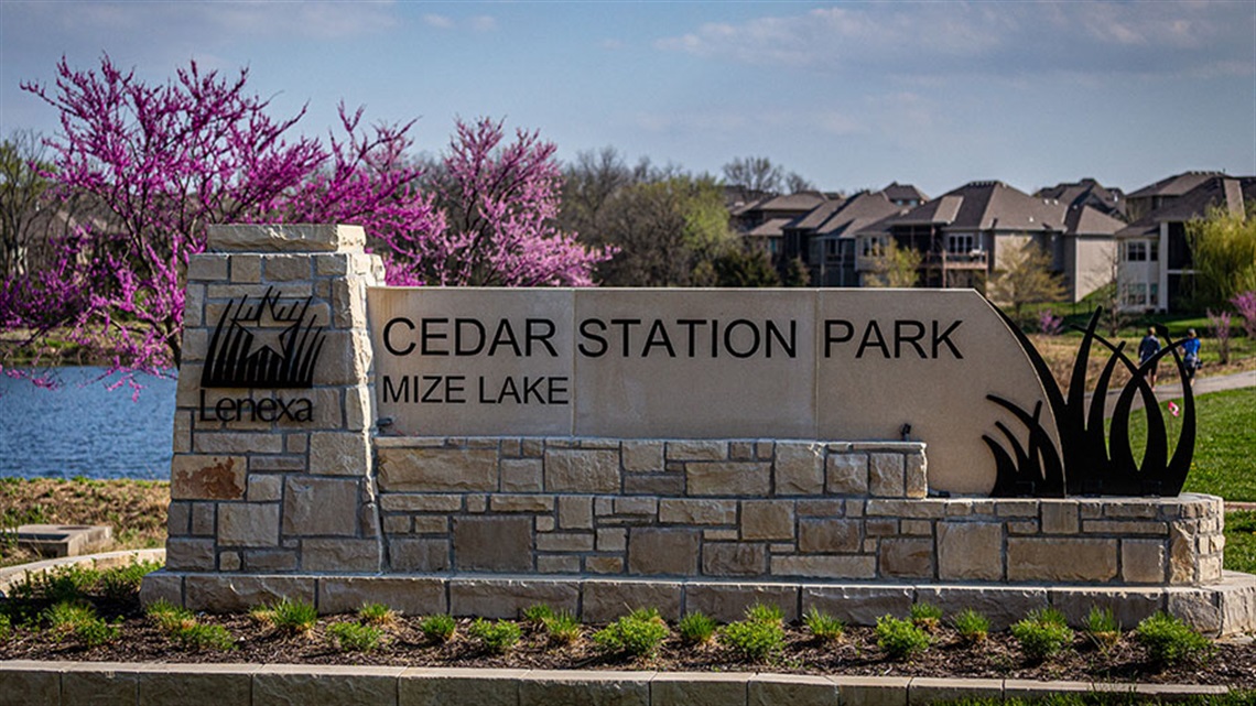 Cedar Station Park at Mize Lake entrance sign